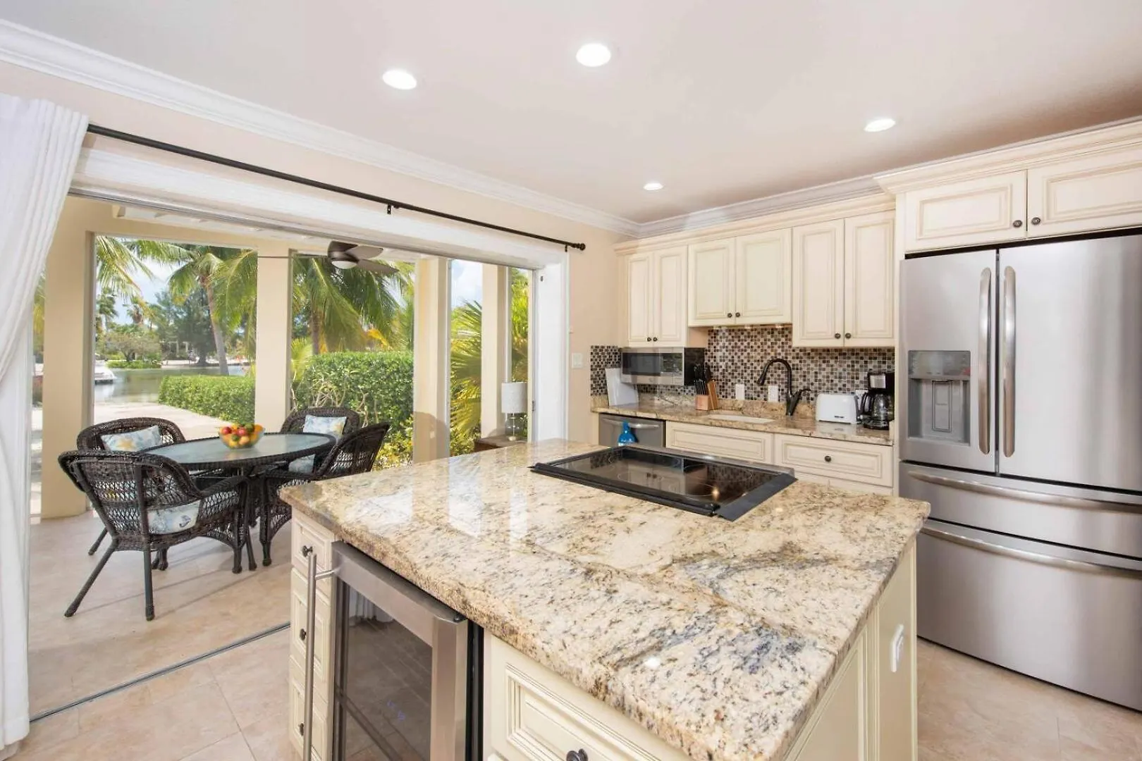 Deja Blu Ih 4 Apartment Driftwood Village 0*,  Cayman Islands